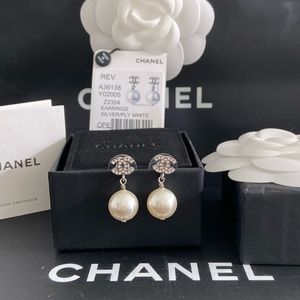 Authentic CHANEL Classic Pearl Drop Earrings